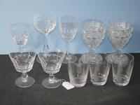 699 · GROUP OF ASSORTED CRYSTAL GLAS