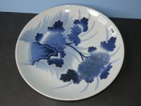 737 · LARGE JAPANESE BLUE & WHITE CH