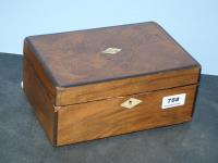 VICTORIAN WALNUT JEWELLERY BOX