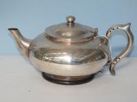 761 · PERFECT TEA POT WITH INFUSER