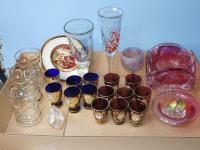 778 · BOX OF ASSORTED GLASSWARE & A