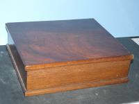 ANTIQUE CEDAR BOX H-10 W-32 D-