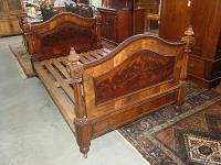1106 · A VICTORIAN MAHOGANY DOUBLE BE