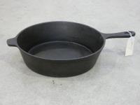 1236 · 1 CAST IRON DEEP SIDED FRY PAN