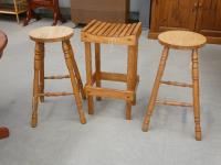 1303 · PAIR OF TIMBER BAR STOOLS & 1