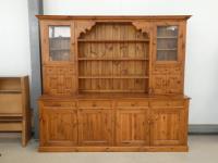 1322 · LARGE COUNTRY PINE KITCHEN DRE