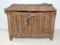 1461 · VINTAGE CANE FISHING CREEL H-3