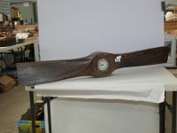 1476 · WOODEN PROPELLER CLOCK L-113 C