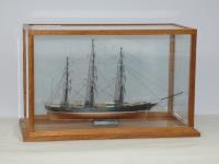 GLASS CASED 'CUTTY SARK' MODEL