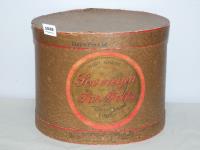 DAYS P/L VINTAGE HAT BOX