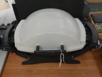 WEBER Q100 BBQ WITH COVER