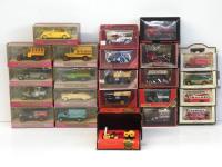 2 TRAYS OF MODEL CARS & TRUCKS
