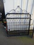 1730 · BLACK PAINTED METAL GATE H-126