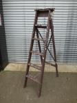 1773 · TIMBER STEP LADDER