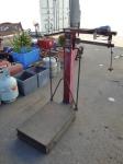 1899 · SET OF AVERY PLATFORM SCALES W