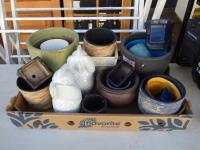 2009 · BOX OF VARIOUS PLANTERS