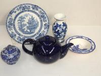 153 · VARIOUS BLUE & WHITE CHINA & A