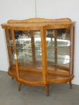 177 · SERPENTINE FRONT DISPLAY CABIN