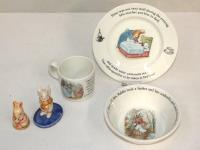 212 · PETER RABBIT CHINA & 2 FIGURIN