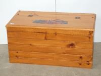 Folk Painted Pine Lift Top Tru