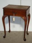 RUSTIC SINGLE DRAW CABRIOLE LE
