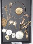 BOX MISCELLANEOUS WATCH PARTS