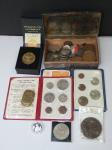 ASSORTED WORLD COINS, MEDALLIO
