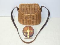 1363 · SMALL VINTAGE CANE FISHING CRE
