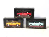 1383 · 3 TRAX DIECAST MODEL HQ TAXIS