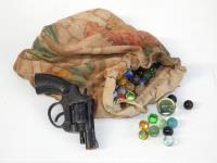 1481 · BOX OF VINTAGE MARBLES & A CAP
