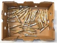 1519 · 43 DYNA BOLTS