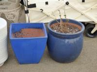 1746 · 2 BLUE GLAZED PLANTERS H-36 CM
