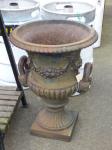 1749 · CAST IRON URN H-62 CM