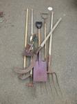 1786 · QUANTITY OF GARDEN TOOLS
