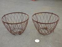 1816 · PAIR OF LARGE HANGING METAL BA