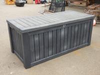 1823 · LARGE PLASTIC STORAGE BOX H-65