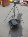 1837 · CAMP TRIPOD & LARGE GRIDDLE PA