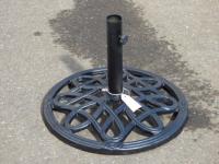 1844 · BLACK PAINTED UMBRELLA BASE ON