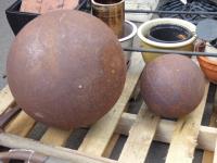 1860 · 2 METAL ORBS (1 LARGE & 1 SMAL