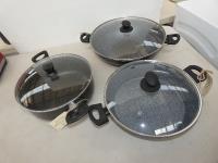1144 · 3 LIDDED SAUTE PANS