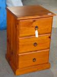 1236 · 3 DRAWER PINE BEDSIDE CHEST H-