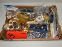 184 · BOX CONTAINING LARGE QUANTITY