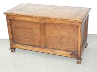 376 · RUSTIC STYLE LIFT TOP PINE CHE