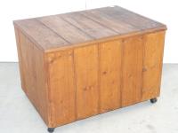 Rustic Pine Lift Top Trunk On