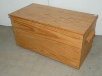 Pine Lift Top Blanket Box H-46