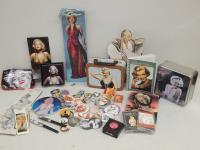 Box Of Marilyn Monroe Collecta